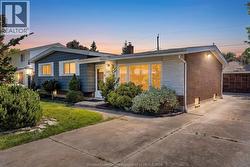 2695 SIERRA DRIVE Windsor, ON N9E 2Y9