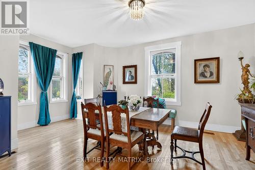 Expansive dining room, perfect for the holidays! - 7499 Bank Street, Ottawa, ON 