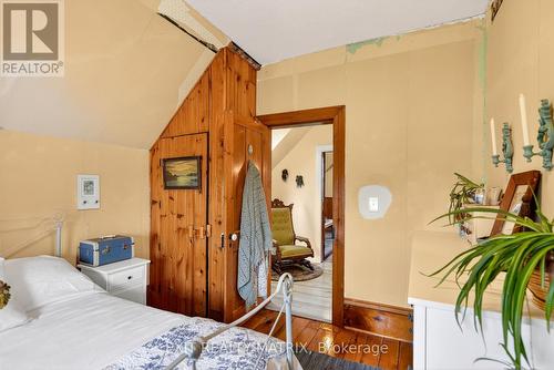 Bedroom 1 of 5 - 7499 Bank Street, Ottawa, ON 
