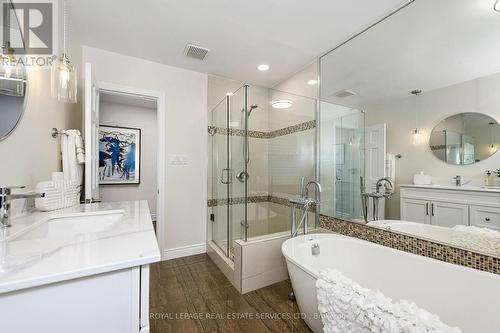1454 Chasehurst Drive, Mississauga, ON - Indoor Photo Showing Bathroom
