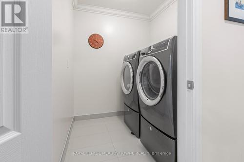 45 Rain Forest Lane, Halton Hills, ON - Indoor Photo Showing Laundry Room