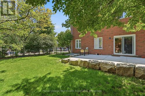 31 Commando Court, Hamilton, ON - Outdoor