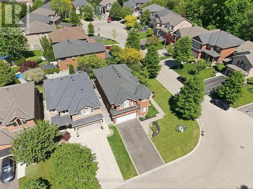 31 Commando Court, Hamilton, ON - Outdoor With View