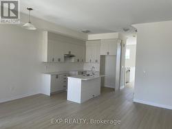 6 RUSSEL WICE AVENUE Richmond Hill, ON L4S 0N7