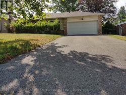 UPPER - 93 SOUTHDALE DRIVE Markham, ON L3P 1K1