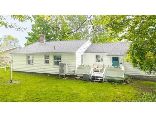 17 Porter St, Saint Stephen, NB 