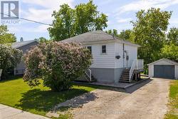 13 STURGEON BAY ROAD Severn, ON L0K 1E0