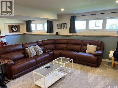 11 Plainsview Drive, Regina, SK 