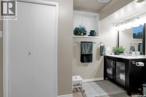 415 Chitek Crescent, Saskatoon, SK 