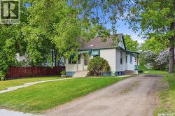 1148 K AVENUE N  Saskatoon, SK S7N 2N8