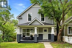 1030 Connaught AVENUE Moose Jaw, SK S6H 4B5