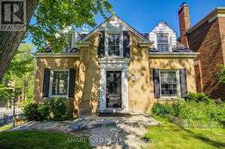 29 HIGHBOURNE ROAD Toronto, ON M5P 2J1
