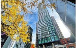 703 - 327 KING STREET W Toronto, ON M5V 0W7