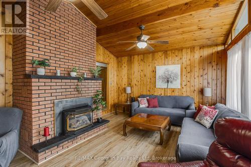 69 Albert Avenue, Tiny, ON 