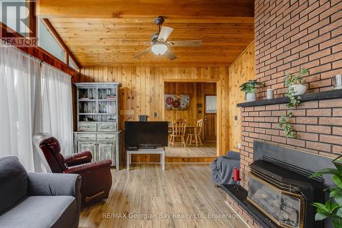 69 Albert Avenue, Tiny, ON 