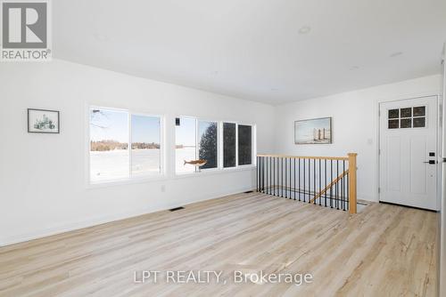 47 Moon Point Drive, Oro-Medonte, ON 