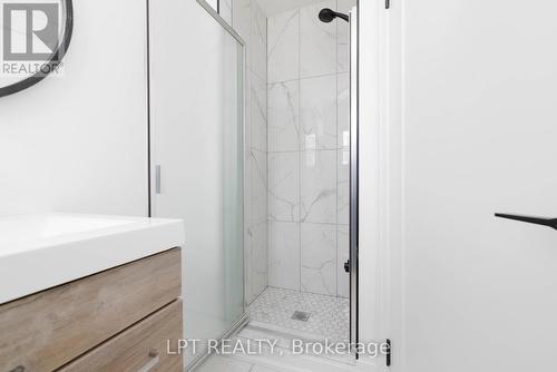 47 Moon Point Drive, Oro-Medonte, ON 