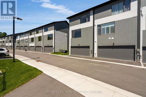 89 Lightfoot Drive, Orillia, ON 