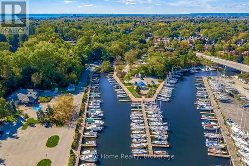 201 - 11 Bronte Road, Oakville (Br Bronte), ON 