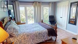 His and Hers closets - 