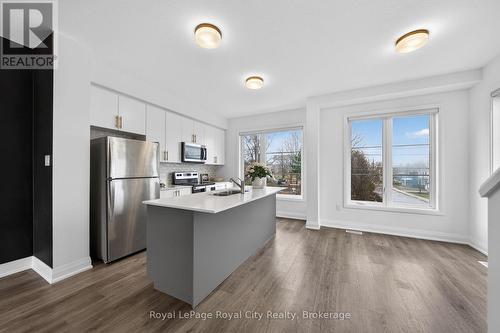 150 Huron Street, Guelph (St. Patrick'S Ward), ON - Indoor Photo Showing Kitchen With Double Sink With Upgraded Kitchen