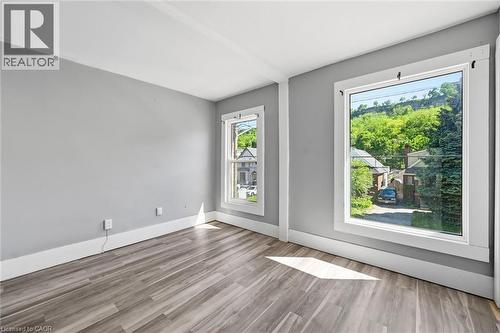 343 Cumberland Avenue, Hamilton, ON 