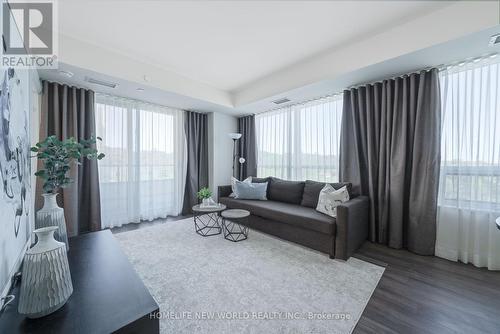 809 - 18 Graydon Hall Drive, Toronto, ON 