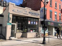 250 KING Street W Unit# Bachelor Hamilton, ON L8P 1A9