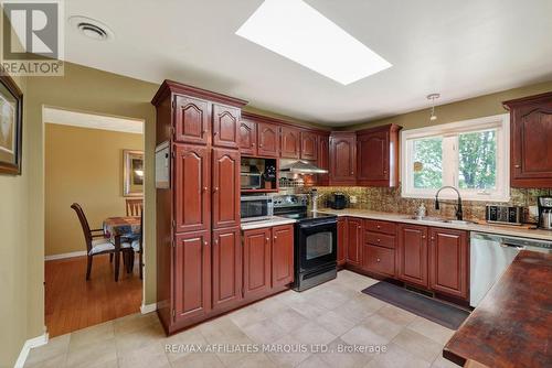 1329 Patricia Place, Cornwall, ON - Indoor Photo Showing Kitchen