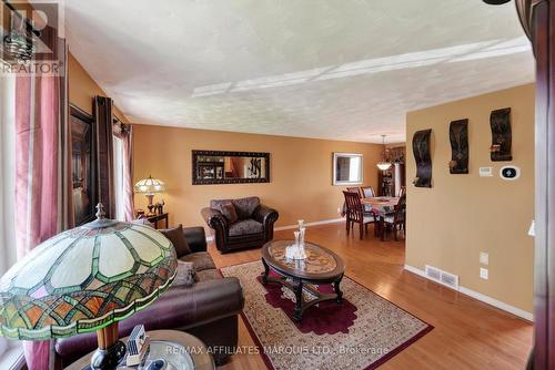 1329 Patricia Place, Cornwall, ON - Indoor Photo Showing Living Room