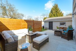 3172 Wascana St Saanich, BC V9A 1W3