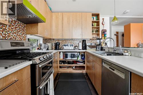 63 Margaret Street, Katepwa Beach, SK - Indoor Photo Showing Kitchen With Double Sink