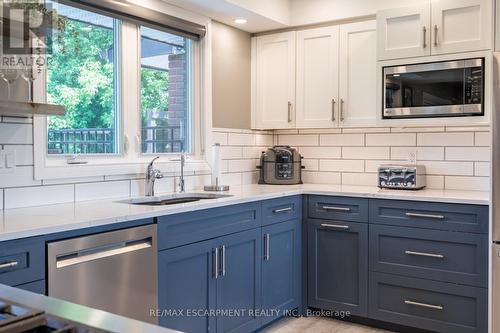 2172 Centre Road, Hamilton, ON 