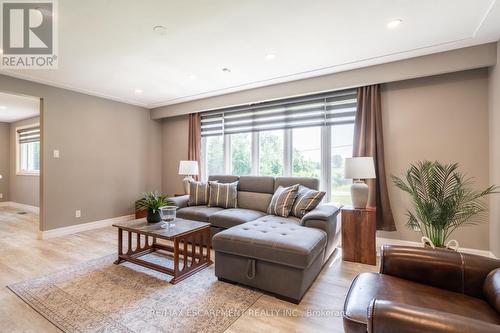 2172 Centre Road, Hamilton, ON 