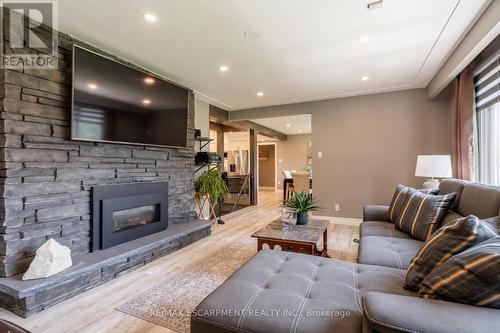 2172 Centre Road, Hamilton, ON 
