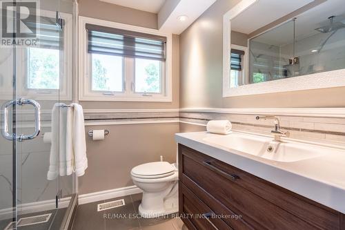 2172 Centre Road, Hamilton, ON 