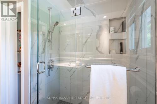 2172 Centre Road, Hamilton, ON 