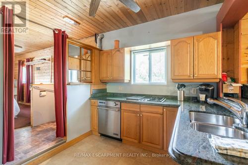 2172 Centre Road, Hamilton, ON 
