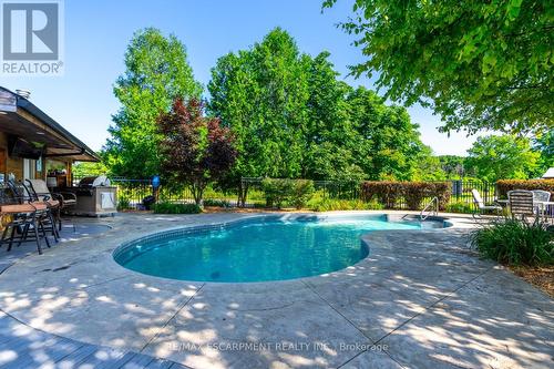2172 Centre Road, Hamilton, ON 