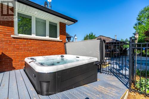 2172 Centre Road, Hamilton, ON 