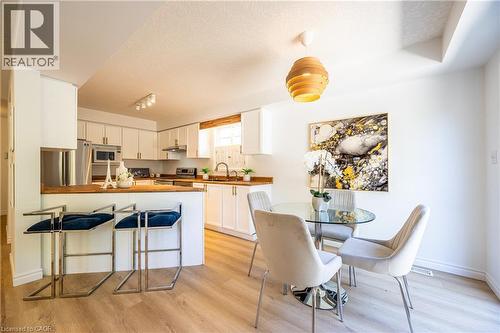 610 South Haven Drive, Waterloo, ON - Indoor