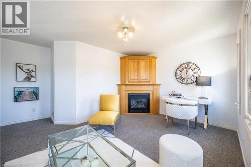 610 South Haven Drive, Waterloo, ON - Indoor With Fireplace