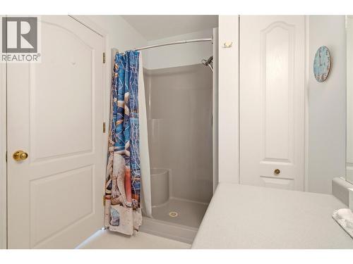 Primary ensuite - 756 Springrose Way, Kelowna, BC 