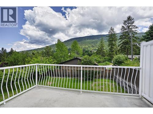 1708 Slocan Crescent, Nelson, BC 
