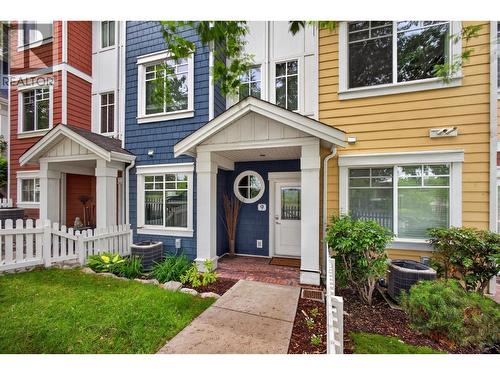 433 Mccarren Avenue Unit# 9, Kelowna, BC - Outdoor With Facade