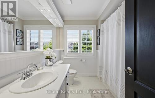 7 Gagnon Gate, Whitby, ON - Indoor Photo Showing Bathroom
