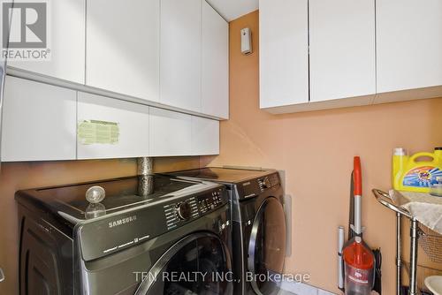1204 - 2345 Confederation Parkway, Mississauga, ON 