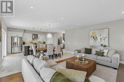 14 Strome Lane, Centre Wellington, ON 
