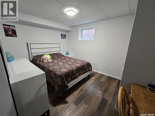 152 5Th Avenue Se, Swift Current, SK - Indoor Photo Showing Bedroom
