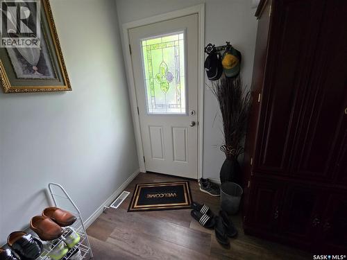 152 5Th Avenue Se, Swift Current, SK - Indoor Photo Showing Other Room